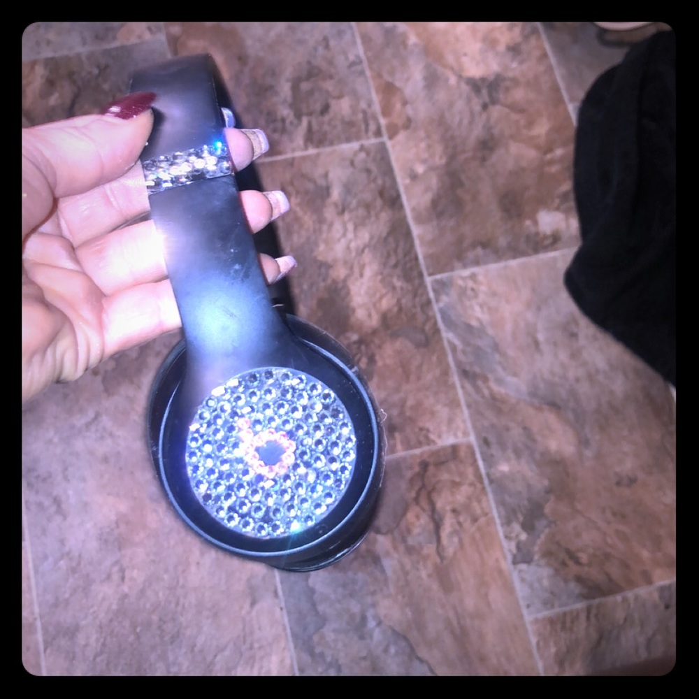 Custom Swarovski diamond beats by dre